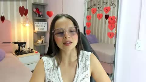 lorelaigiven online show from 02.14.25