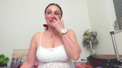 Hi Im Lorena an independent model Im waiting for you for any craziness you dream of... online show from 05.21.26