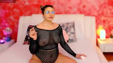 lorenafire online show from 02.23.26