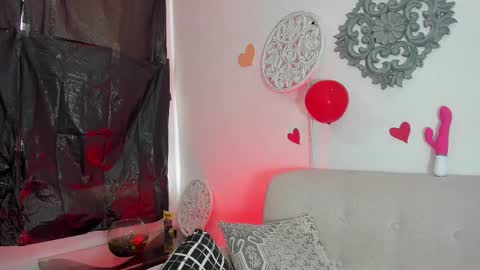 L O R E N online show from 02.25.25