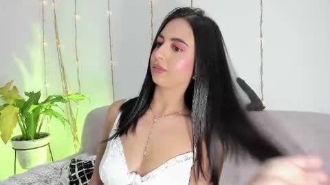 Snapshot of lorens_martin chatting on 06.26.26 L O R E N online show from 06.26.26