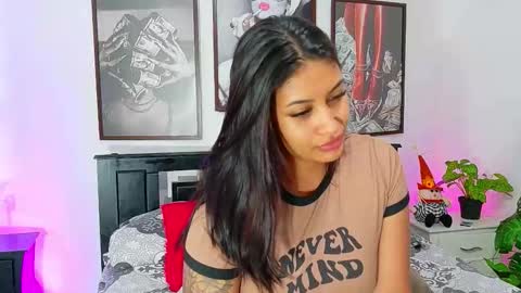 Snapshot of loretahorny chatting on 03.03.26 loretahorny online show from 03.03.26