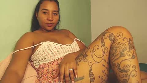 Snapshot of loretta_ chatting on 01.23.25 Loretta Gmez online show from 01.23.25