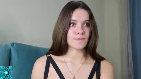 Snapshot of lorettadunnelli chatting on 10.26.25 Chloe for Fan BlackHole online show from 10.26.25