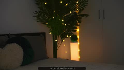 LoretteLorena online show from 10.14.25