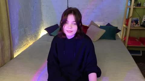 Snapshot of lori_juce chatting on 01.24.25 Lara online show from 01.24.25