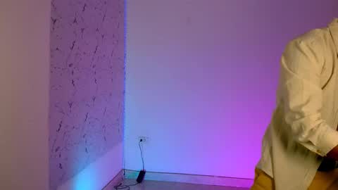 Lorian Vikel  online show from 03.03.26