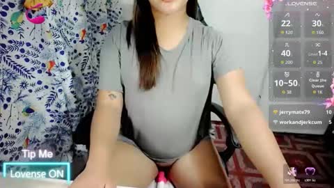 Snapshot of loriurgirlx69 chatting on 01.10.26 Lori AussieAmerican online show from 01.10.26