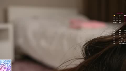 Snapshot of lornaelin chatting on 09.09.25 Dia 700-1630Rose 1900-430UTC1 online show from 09.09.25