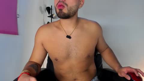 JUAN  JUAN online show from 02.05.26