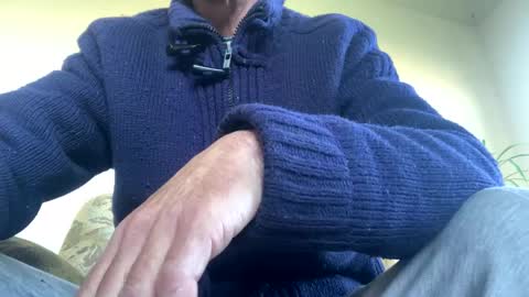 Snapshot of losmasqueraders chatting on 03.02.25 Jules and Jim online show from 03.02.25