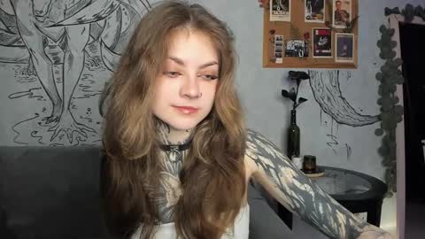 lostallice online show from 12.16.25