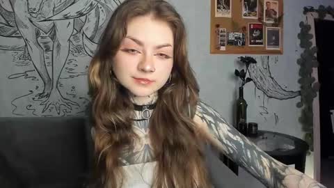 Snapshot of lostallice chatting on 02.08.26 lostallice online show from 02.08.26