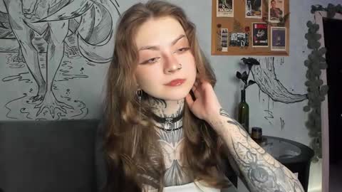 Snapshot of lostallice chatting on 02.11.26 lostallice online show from 02.11.26