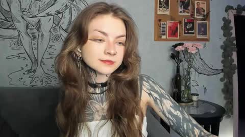 Snapshot of lostallice chatting on 03.29.26 lostallice online show from 03.29.26