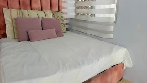  Lou Rosse  online show from 10.04.25