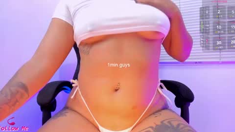  Laura  Help me to get 50 thumbs up online show from 04.16.26