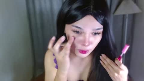 louilalicious online show from 10.15.25