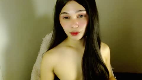 louilalicious online show from 11.27.25