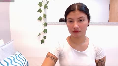 Snapshot of louis_k chatting on 04.29.26 Louis K online show from 04.29.26