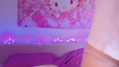 LouiseKane online show from 07.25.26
