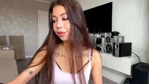 Flora online show from 04.03.26