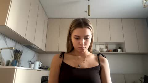 Eliza online show from 04.13.26