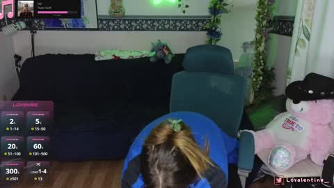 Lo Valentine online show from 01.09.25