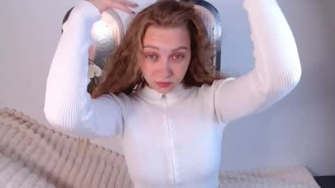 love bella  online show from 05.11.26