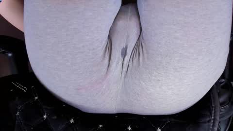 Snapshot of love_hard_kiru chatting on 09.14.25 Kira online show from 09.14.25