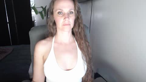 LoVe On  online show from 12.01.24