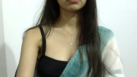 Snapshot of love_riva chatting on 06.18.26 Riva online show from 06.18.26