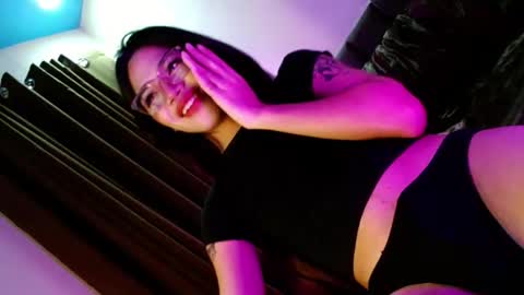 Seren online show from 10.26.25