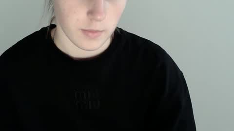 Vivian online show from 11.17.25