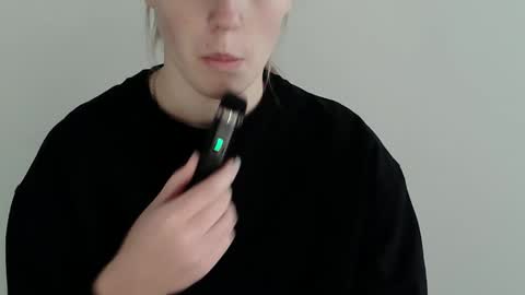 Vivian online show from 11.20.25