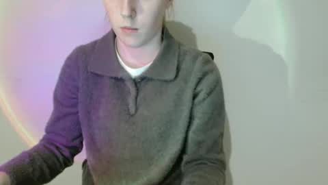 Vivian online show from 02.20.26