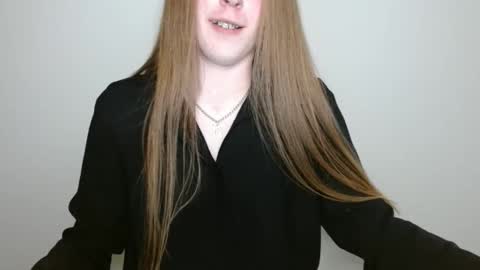 Vivian online show from 04.25.26