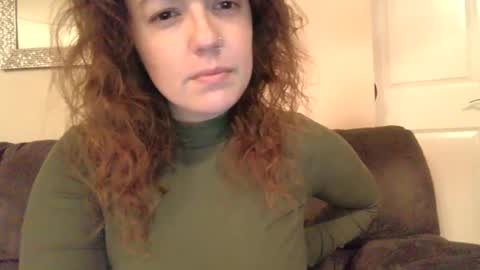 Snapshot of loveconnie chatting on 09.13.25 Connie Rae online show from 09.13.25