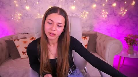 Snapshot of loveedove chatting on 03.31.26 loveedove online show from 03.31.26