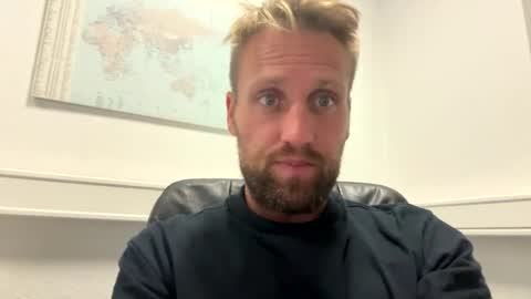 Snapshot of lovefuesse chatting on 09.15.25 lovefuesse online show from 09.15.25