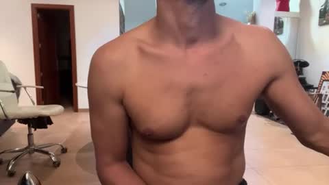 Loveisperfect online show from 10.16.25