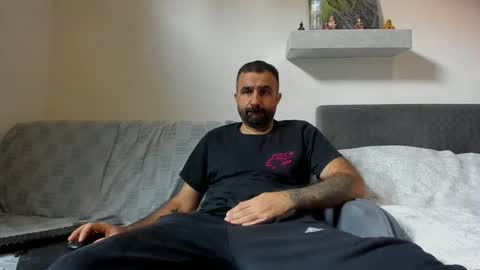 loveivat80 online show from 09.30.25