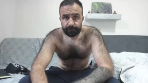 loveivat80 online show from 10.26.25