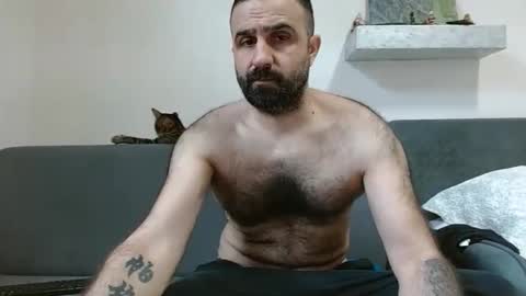 loveivat80 online show from 12.23.25