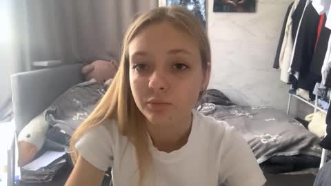 Ella online show from 10.13.25