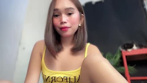 lovely_cittie18 online show from 02.10.26