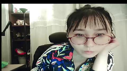 DANA KIM online show from 11.26.25