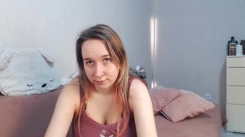 Lovely Hayley online show from 02.21.26