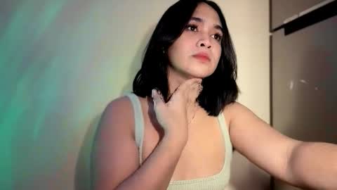 Snapshot of lovely_kurtny04 chatting on 11.09.25 LOVE online show from 11.09.25