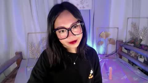 lovely_lianne online show from 02.04.26